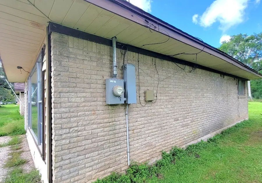 419 Lee Avenue, Freeport, TX 77541 - #3