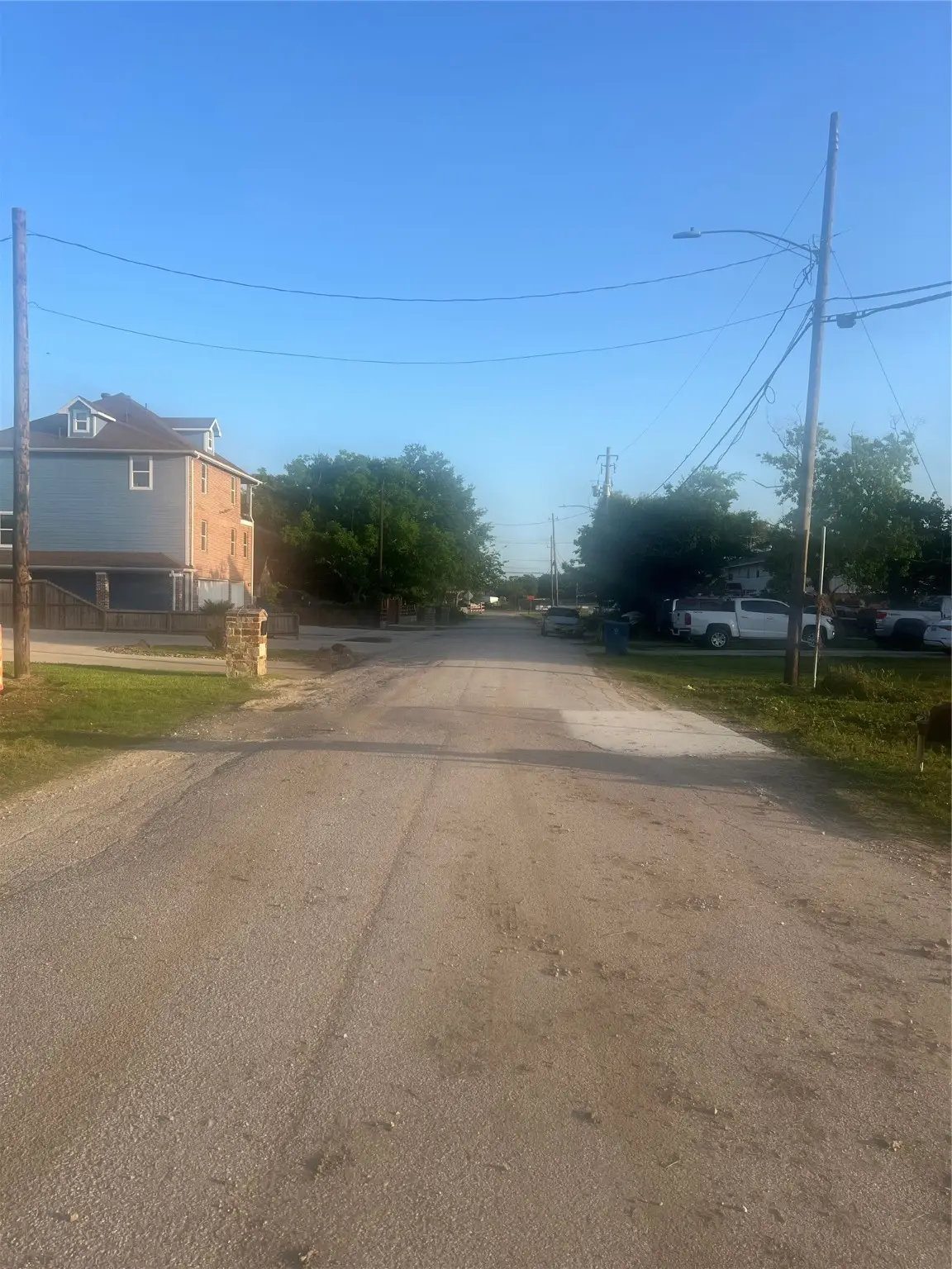 122 N 3rd Street, South Houston, TX 77587 - #1