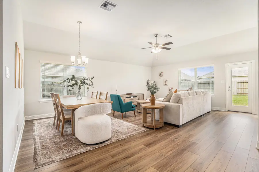 13614 Sabine Lake Drive, Texas City, TX 77568 - Image #2