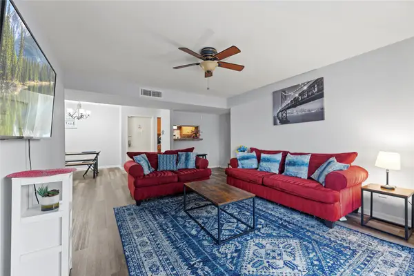 8525 Hearth Drive #21, Houston, TX 77054