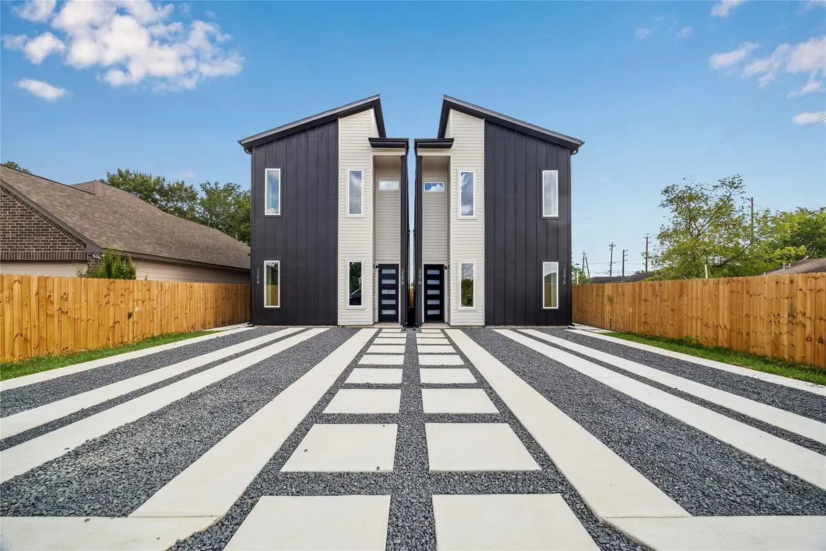 424 Calloway Street #A/B, Houston, TX 77029 - #1