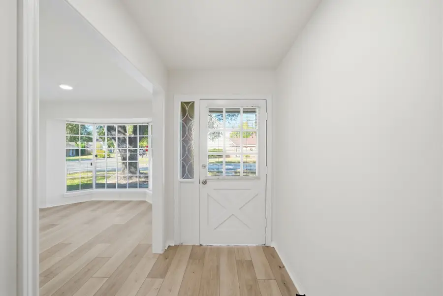 7230 Bayou Forest Drive, Houston, TX 77088 - Image #3