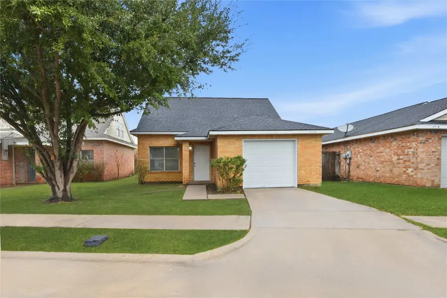 7718 Sign Street, Stafford Missouri City, TX 77489 - Image #2