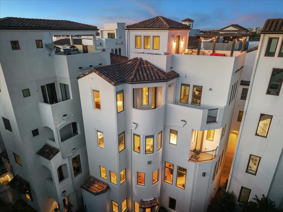 5207 Calle Montilla Place, Houston, TX 77007 - Image #1