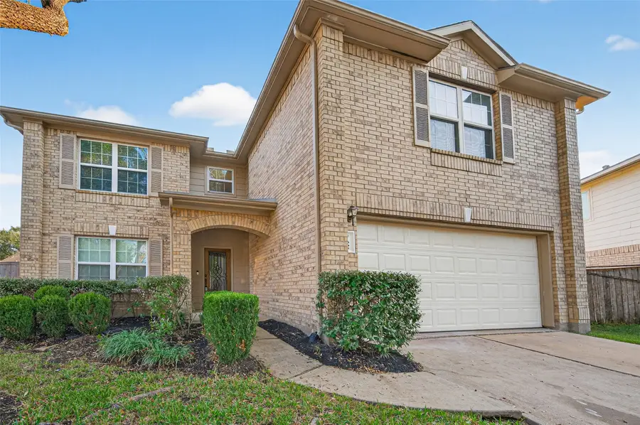 21007 Pineda Circle, Richmond, TX 77406 - Image #2