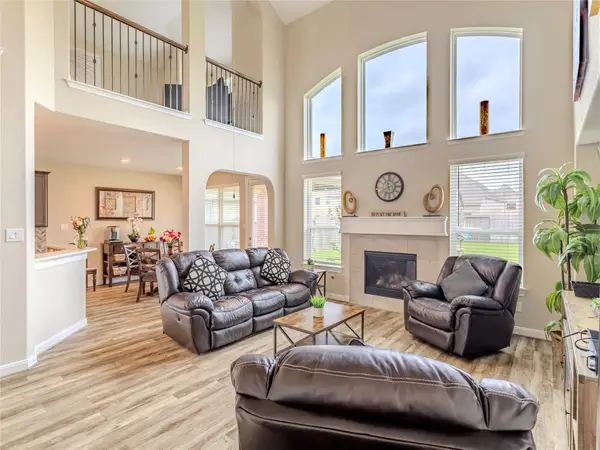 2319 Ironwood Pass Drive, Missouri City, TX 77459