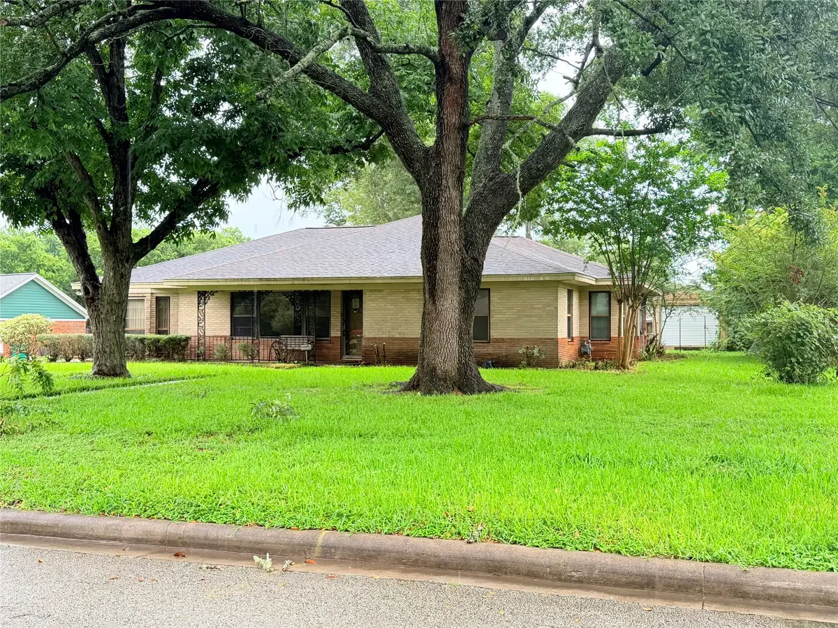 504 Dwinnell Street, Baytown, TX 77520 - #1