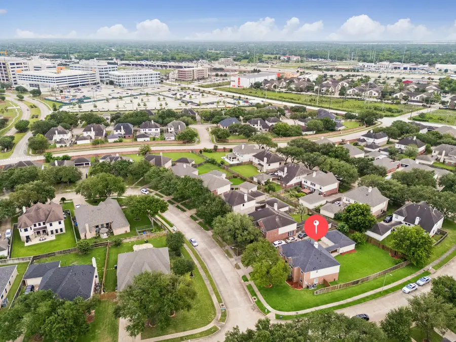 5002 Hearth Hollow Lane, Sugar Land, TX 77479 - #2