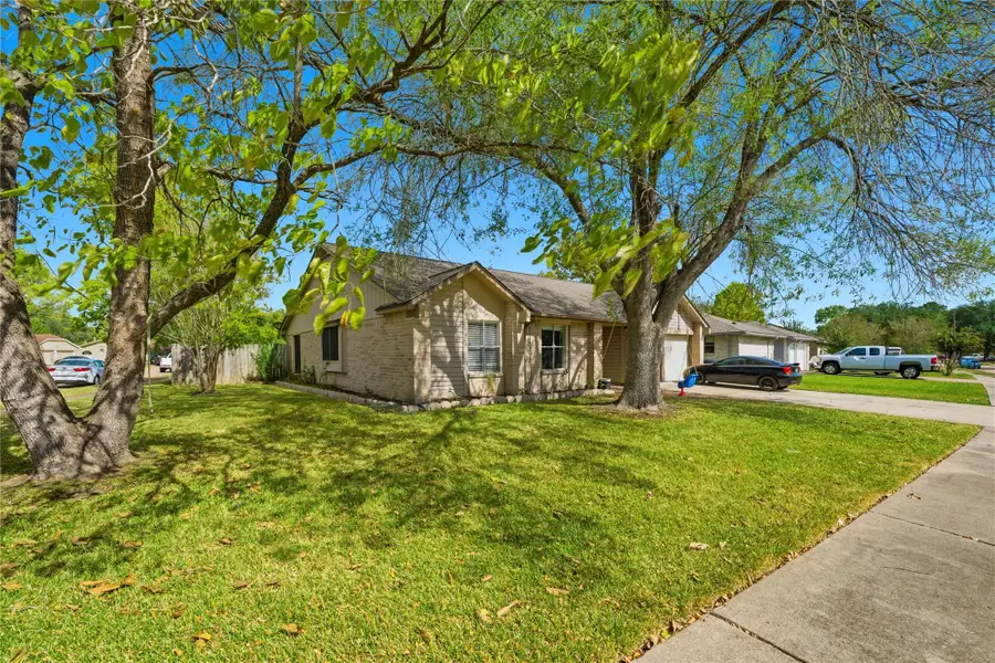 15830 Thistledew Drive, Houston, TX 77082 - Image #3