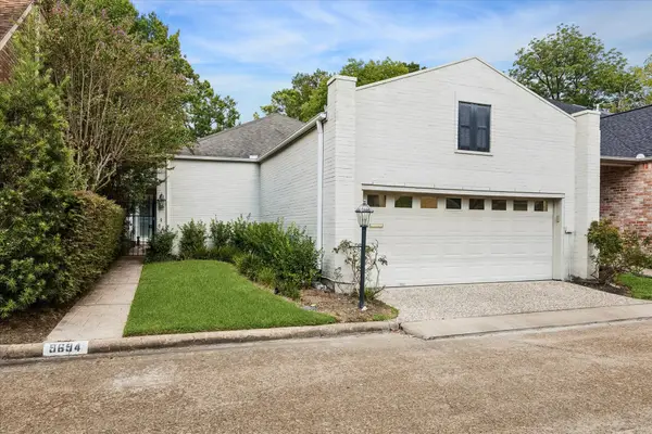 9694 Longmont Drive, Houston, TX 77063