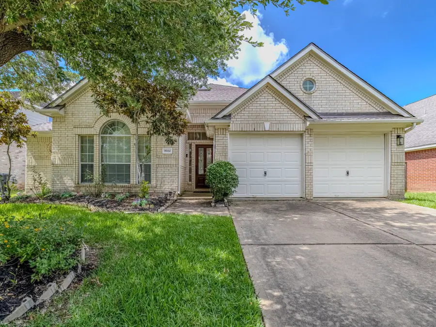 9014 Carriage Point Drive, Sugar Land, TX 77479 - #2