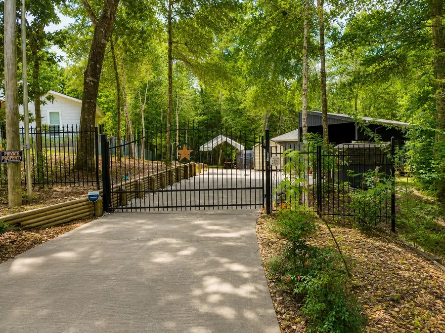 236 W Peterson Loop, Livingston, TX 77351 - #2