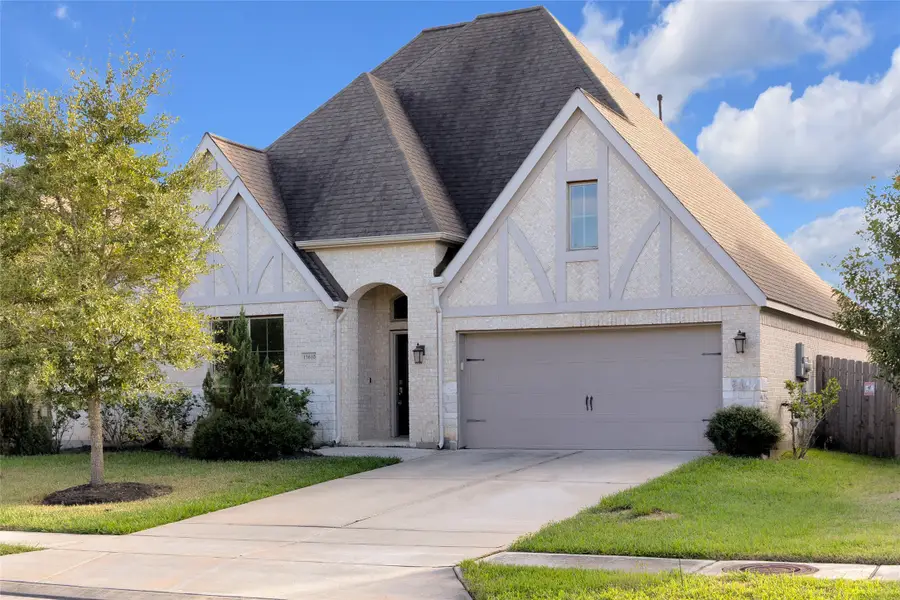 13610 Thunder Stone Ln, Pearland, TX 77584 - #2