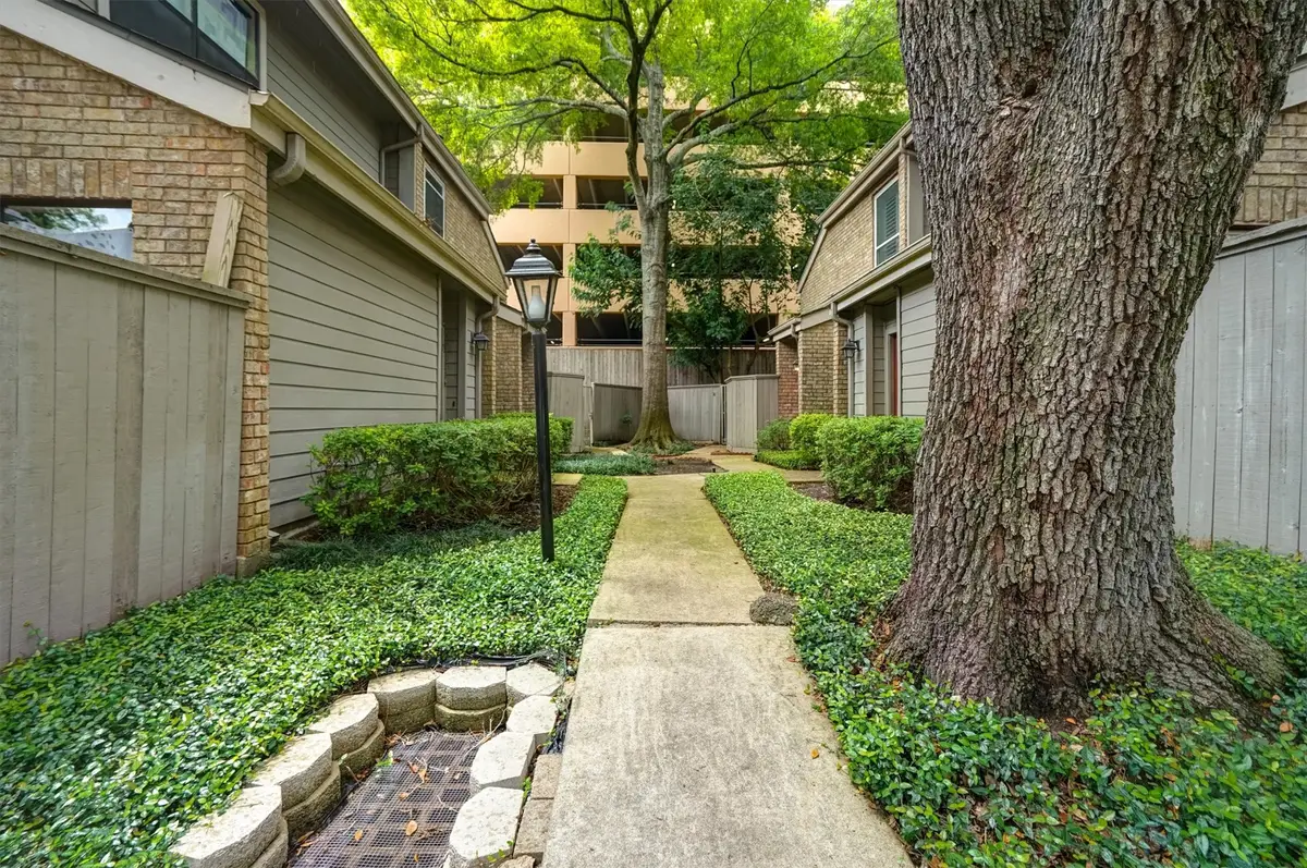 2601 Augusta Drive #26, Houston, TX 77057 - #1