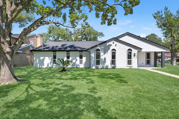 11402 Ash Creek Drive, Houston, TX 77043