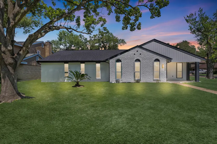 11402 Ash Creek Drive, Houston, TX 77043 - Image #3