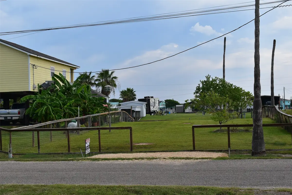 1197 County Road 202, Sargent, TX 77414 - #1