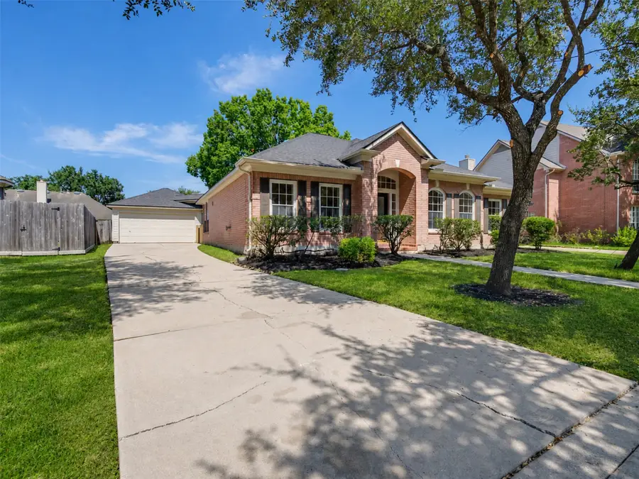 3319 Almond Creek Drive, Houston, TX 77059 - #3