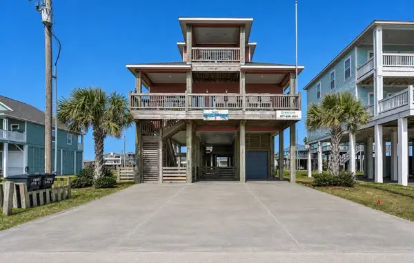 1963 Ave J, Port Bolivar, TX 77650
