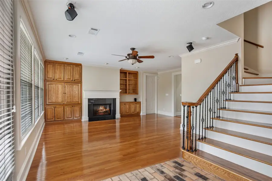 309 S Main Street, Dayton, TX 77535 - Image #3