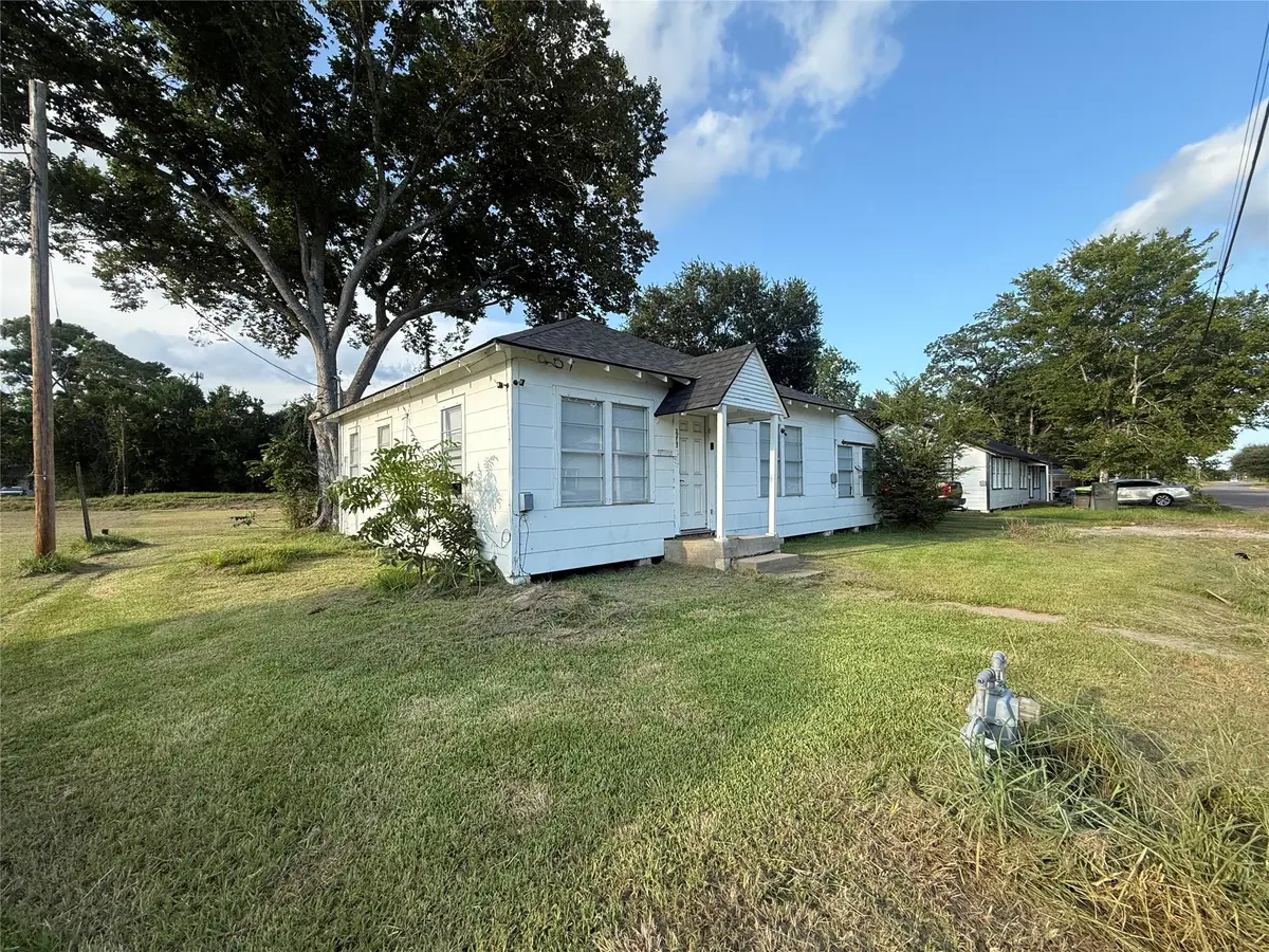 2213 Matthews Street, Bay City, TX 77414 - #1