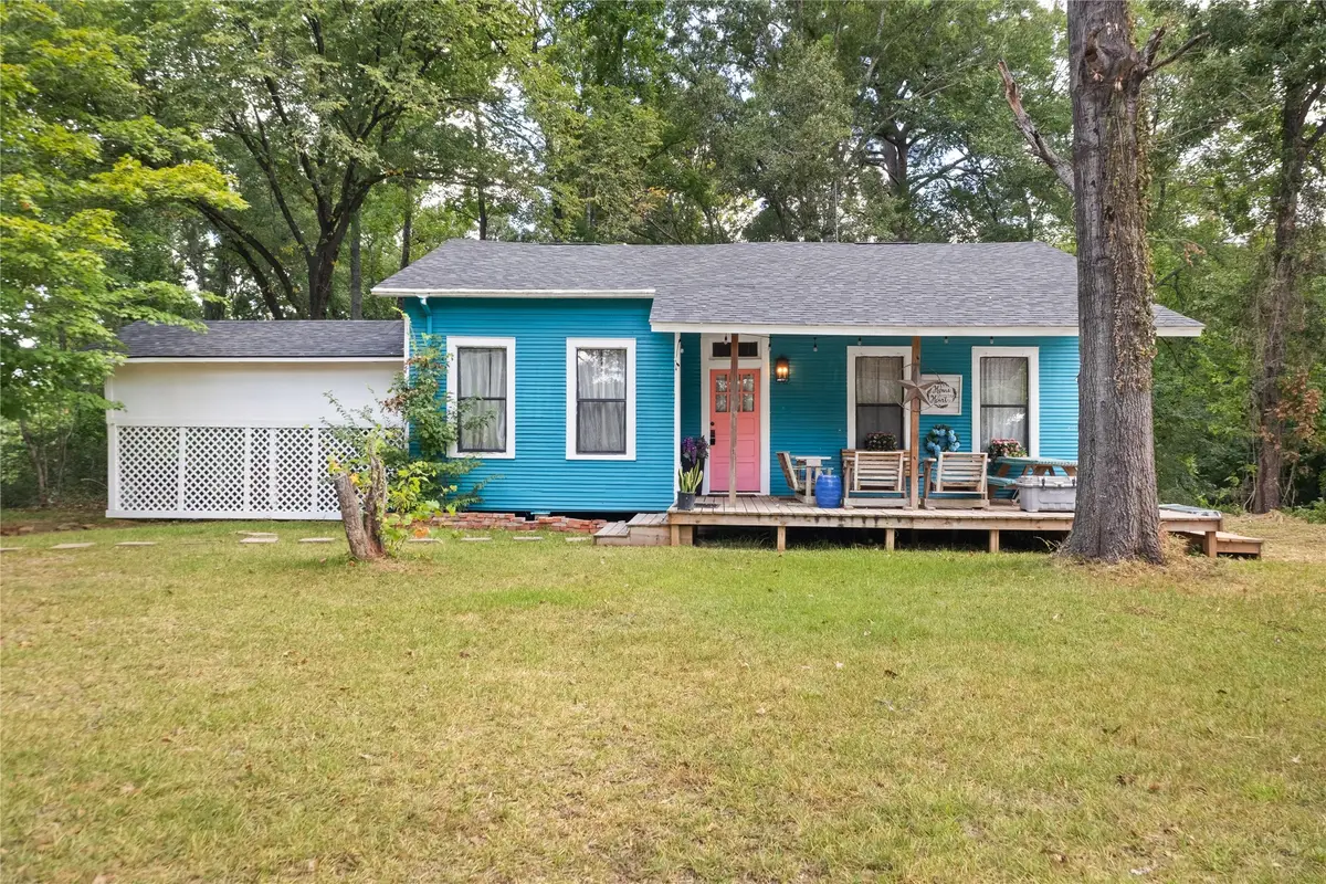 201 An County Road 165, Elkhart, TX 75839 - #1