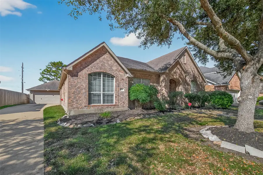 1608 Spring Glen Lane, Pearland, TX 77581 - Image #2