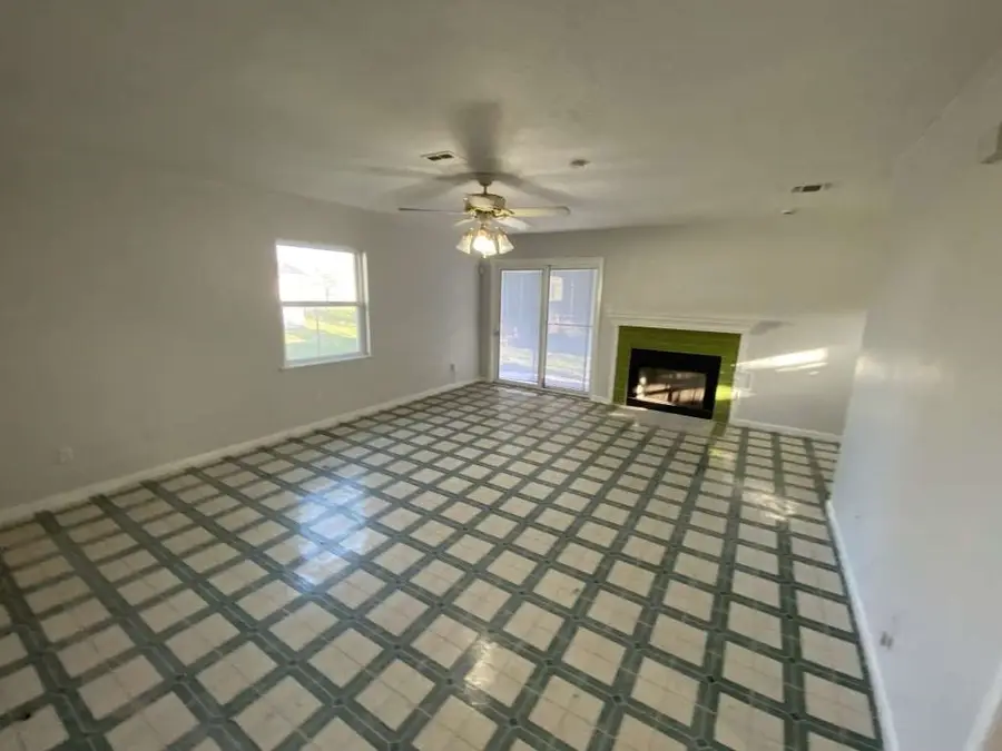 5023 Denoron Drive, Houston, TX 77048 - Image #2