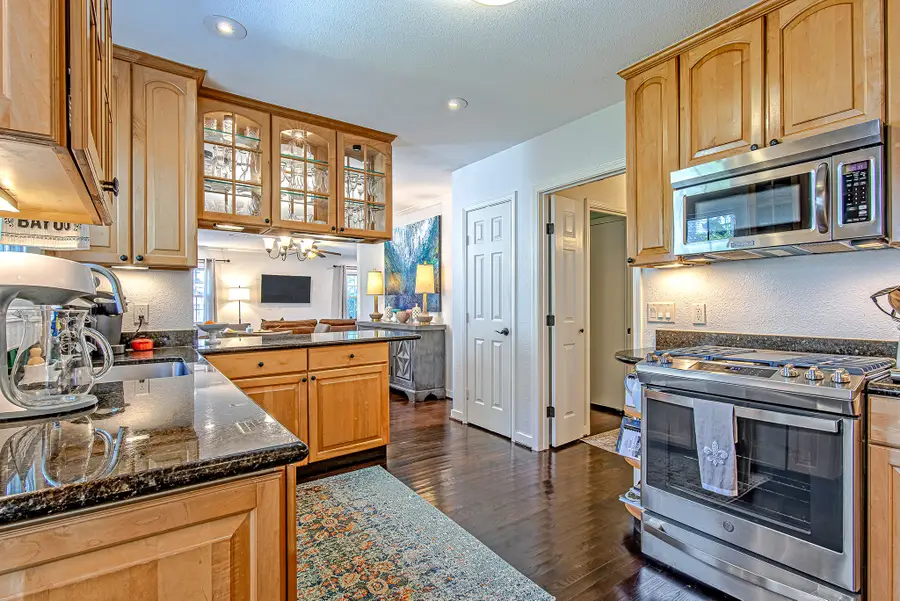 520 W 30th Street, Houston, TX 77018 - Image #3