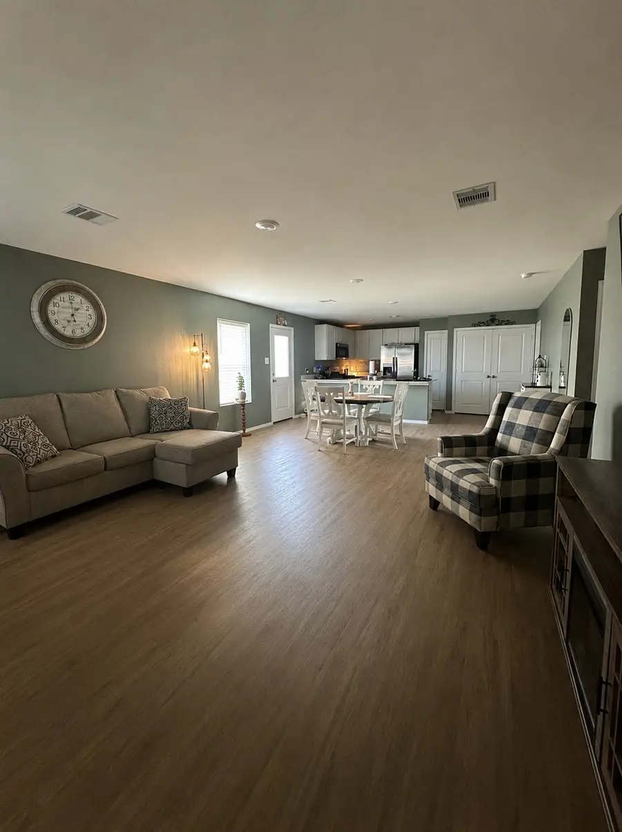 2607 Carey Smith Boulevard, Bay City, TX 77414 - #3