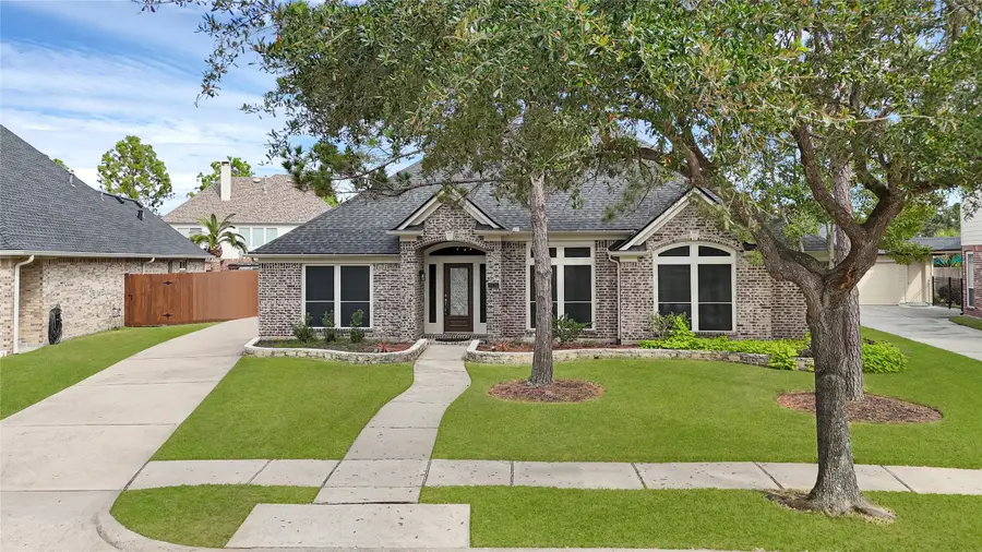 1175 Rustling Wind Lane, League City, TX 77573 - Image #2