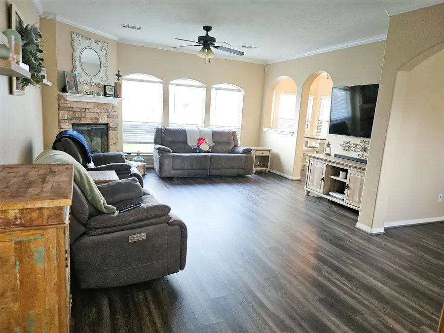 1122 Chase Park Drive, Bacliff, TX 77518 - #3