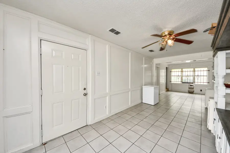 7450 Lakewood Drive, Houston, TX 77016 - #2