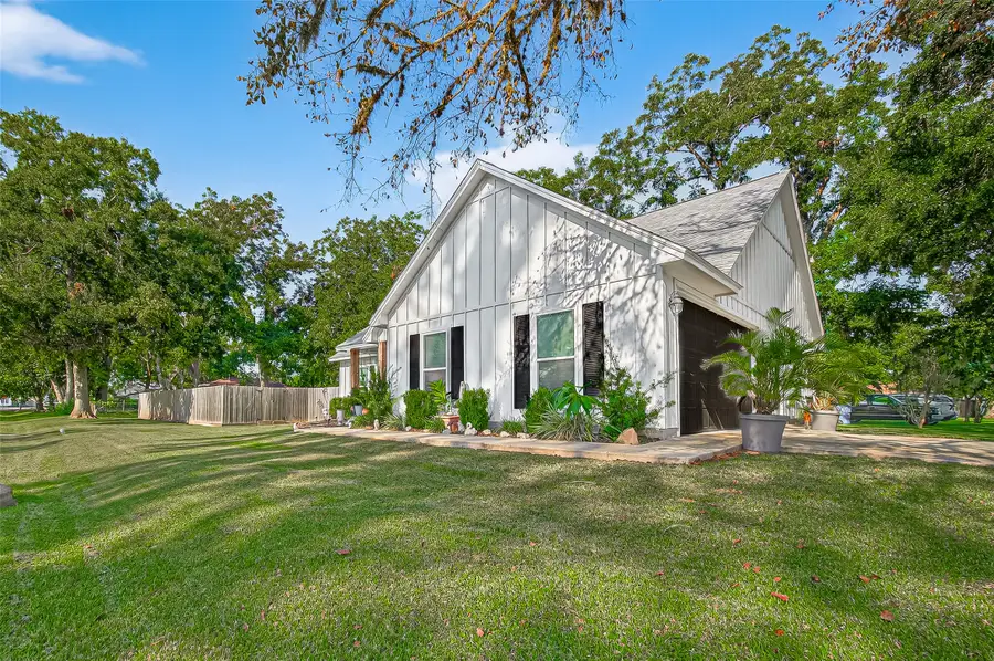 502 Tall Timber Drive, West Columbia, TX 77486 - #3