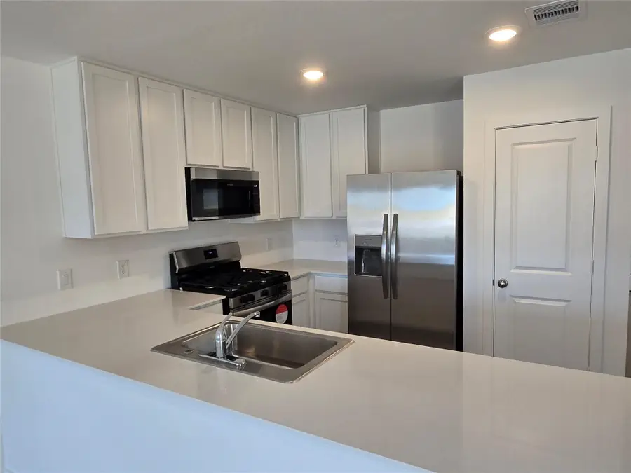 658 Maria Elena Way, Cleveland, TX 77327 - #3