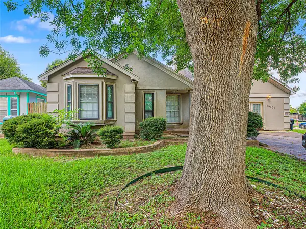15102 Treaty Oaks Street, Houston, TX 77053