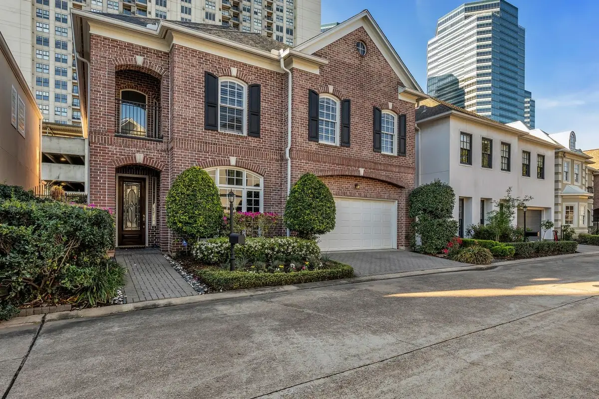 41 Wynden Oaks Drive, Houston, TX 77056 - #1