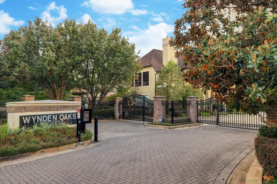 41 Wynden Oaks Drive, Houston, TX 77056 - #3