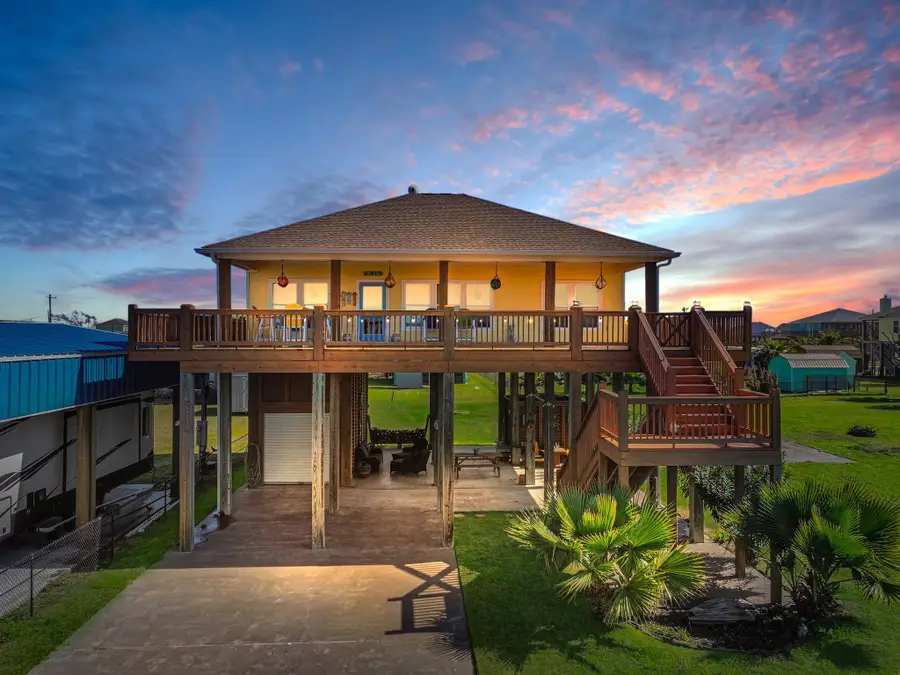 938 S Sage Road, Crystal Beach, TX 77650 - #2