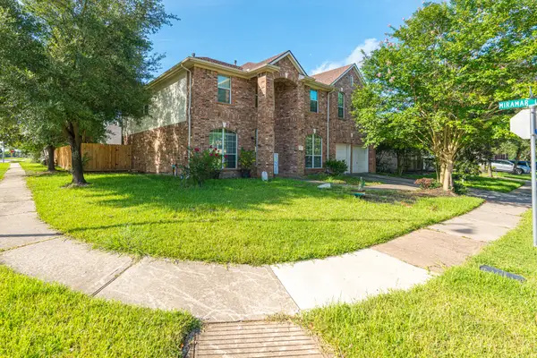 8303 Hayden Cove Drive, Tomball, TX 77375