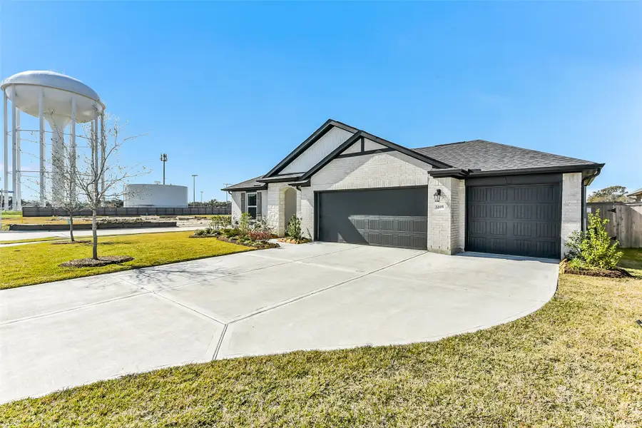 3205 21st Street N, Texas City, TX 77590 - #3