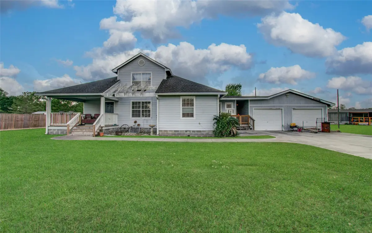 7228 Avenue R, Santa Fe, TX 77510 - #1