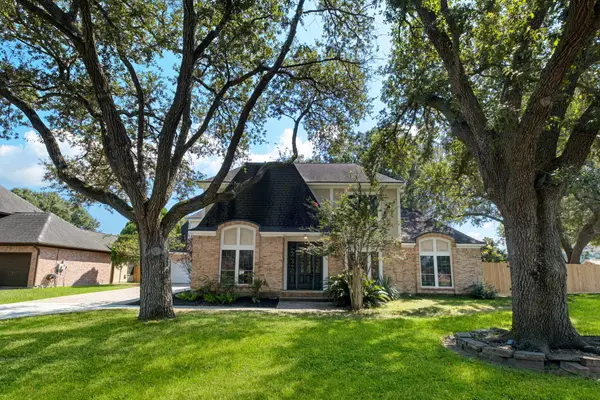 3003 Sea Pines Place, League City, TX 77573
