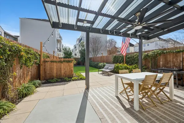 920 W 25th Street #B, Houston, TX 77008