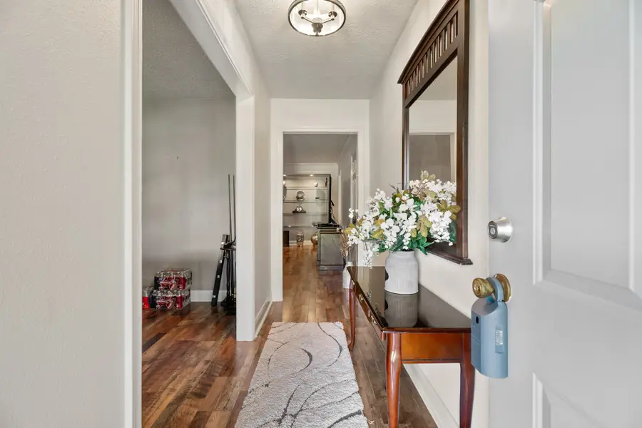 902 E X Street, Deer Park, TX 77536 - Image #3