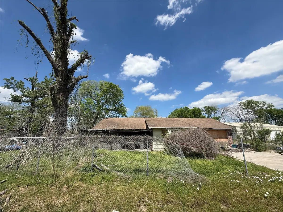 16127 Long Road, Houston, TX 77044 - #1