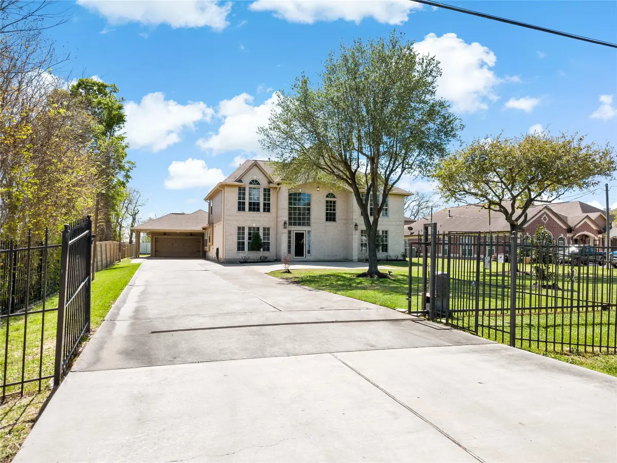 5631 Brookfield Drive, Houston, TX 77085 - #1