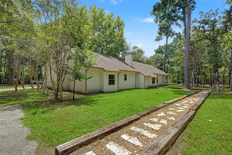 83 Dahlia Road, Huntsville, TX 77320 - #3