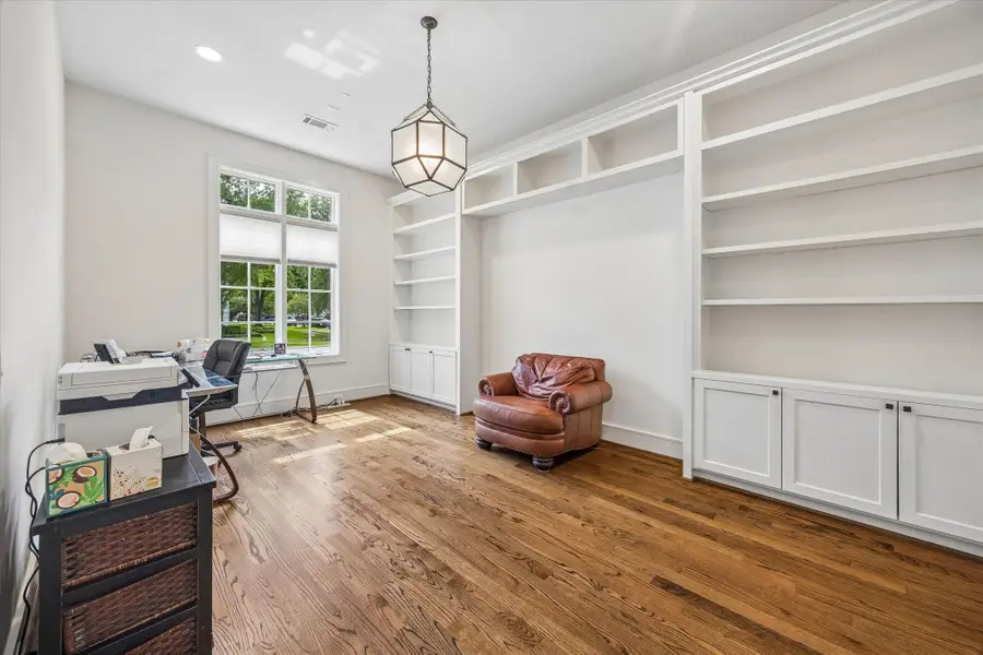 6631 Edloe Street, Southside Place, TX 77005 - #3