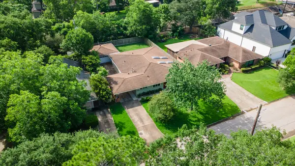 10613 Willowgrove Drive, Houston, TX 77035